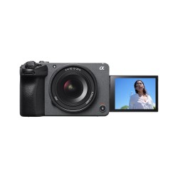 Sony FX30B Cinema Line Camera Body with Free Sony BC-QZ1 Charger (‎ILME-FX30B)